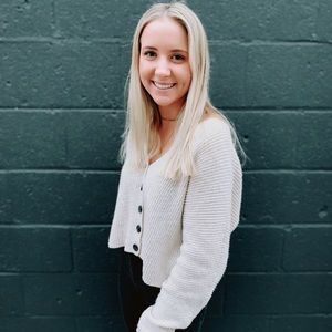 Meet your Posher, Olivia